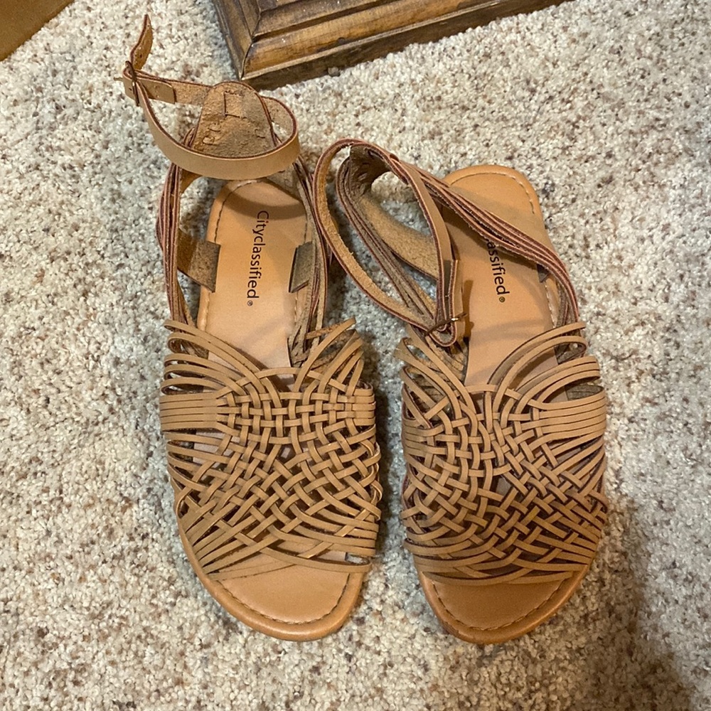 Womens sandal